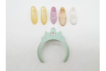 TAKARA(タカラ)　リカちゃん・ジェニー・ティモテ　人形4点と洋服や小物などまとめてセット　(R-091188)