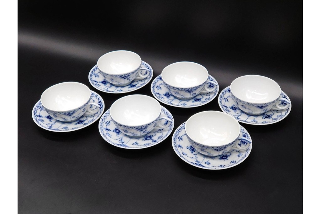 デンマーク製　ROYAL COPENHAGEN(ロイヤルコペンハーゲン)　ブルーフルーテッド　ハーフレース　ティーカップ&ソーサー6客セット　定価(6客合計)17万8200円　(R-091190)