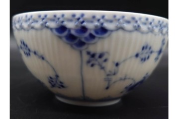 デンマーク製　ROYAL COPENHAGEN(ロイヤルコペンハーゲン)　ブルーフルーテッド　ハーフレース　ティーカップ&ソーサー6客セット　定価(6客合計)17万8200円　(R-091190)