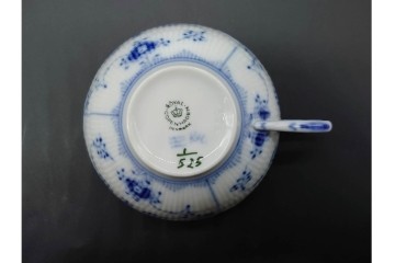 デンマーク製　ROYAL COPENHAGEN(ロイヤルコペンハーゲン)　ブルーフルーテッド　ハーフレース　ティーカップ&ソーサー6客セット　定価(6客合計)17万8200円　(R-091190)