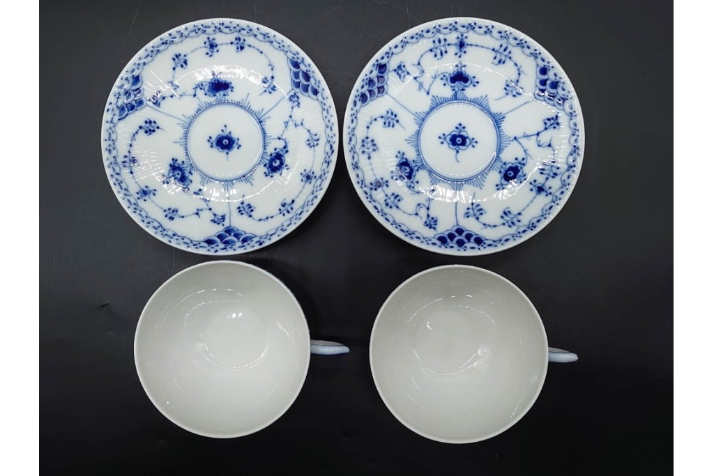 デンマーク製　ROYAL COPENHAGEN(ロイヤルコペンハーゲン)　ブルーフルーテッド　ハーフレース　ティーカップ&ソーサー6客セット　定価(6客合計)17万8200円　(R-091190)