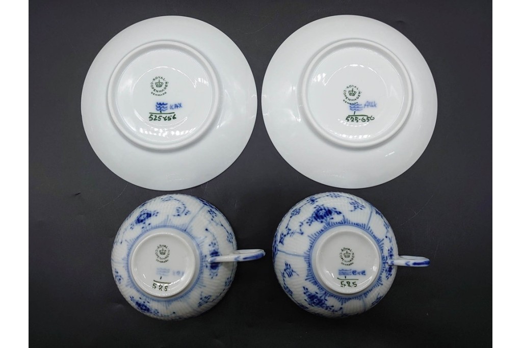 デンマーク製　ROYAL COPENHAGEN(ロイヤルコペンハーゲン)　ブルーフルーテッド　ハーフレース　ティーカップ&ソーサー6客セット　定価(6客合計)17万8200円　(R-091190)