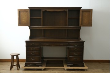 中古　横浜クラシック家具　ノックオンウッド(knockonwood)　ナラ材　収納力に優れた重厚なハッチトップ(上棚)付き両袖デスク　定価約100万円　(R-091202)
