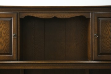 中古　横浜クラシック家具　ノックオンウッド(knockonwood)　ナラ材　収納力に優れた重厚なハッチトップ(上棚)付き両袖デスク　定価約100万円　(R-091202)