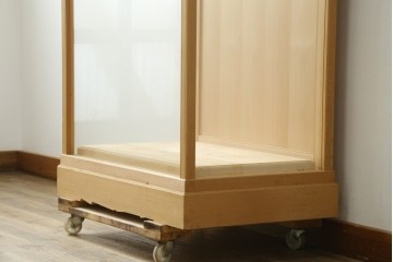 中古　美品　職人手作りの国産品　檜(ヒノキ)材　美しい柾目を生かした大型ガラスケース　(R-091205)