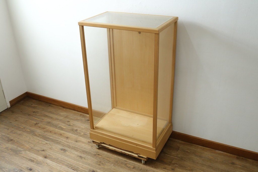 中古　美品　職人手作りの国産品　檜(ヒノキ)材　美しい柾目を生かした大型ガラスケース　(R-091205)