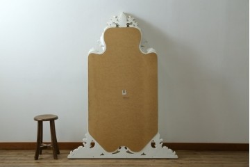 中古　美品　イタリア高級家具　SILIK(シリック)　ふんだんにあしらわれた彫刻と三面鏡が華やかなドレッサー　定価約250万円　(R-091207)
