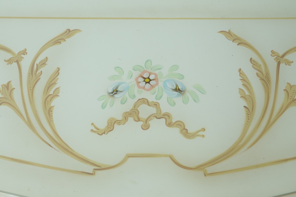中古　美品　イタリア高級家具　SILIK(シリック)　花の絵柄と立体装飾が優美なサイドボード　(R-091209)