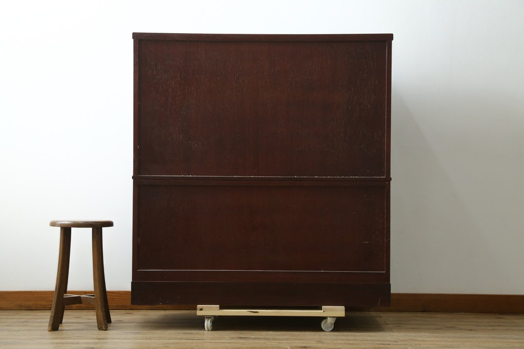 中古　美品　希少な廃番品!!　田中家具　欅(ケヤキ)材　存在感ある飾り金具をあしらった二本松欅箪笥　(R-091210)
