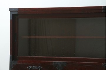 中古　美品　希少な廃番品!!　二本松工藝館　田中家具　55民芸飾棚　重厚な金具使いのサイドボード　(R-091211)