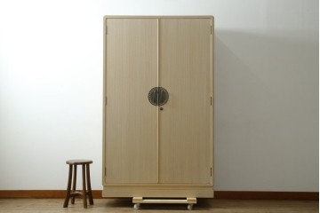 中古　東京都知事指定伝統工芸品　総桐箪笥(四方丸、胴厚)　伝統工芸士(仕上師) 會田勝平　木工一級技能士 善村順治・宮内庁御用達桐匠 新井昇 共作　着物箪笥　定価約140万円　(R-091216)