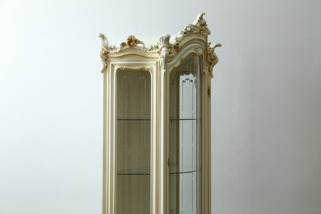 中古　美品　イタリア高級家具　SILIK(シリック)　ゴールド装飾が華やかなガラスキャビネット　定価約290万円　(R-091217)