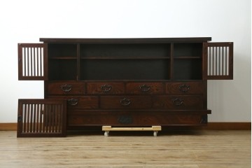 中古　美品　岩谷堂箪笥　美しい木目と格子扉が上品なサイドボード　(R-091219)