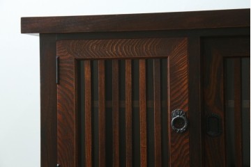 中古　美品　岩谷堂箪笥　美しい木目と格子扉が上品なサイドボード　(R-091219)