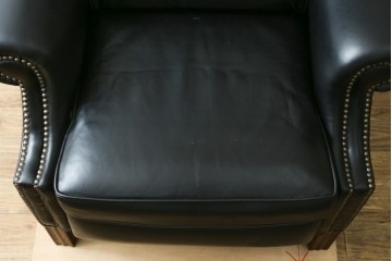 中古　美品　DREXEL HERITAGE(ドレクセルヘリテイジ)取り扱い　ジャレットブラザーズ(Jarrett Brothers)　高級本革　ウィングバックのリクライニングソファ　(R-091220)