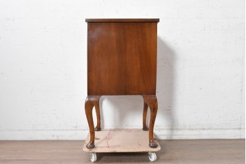 イギリスヴィンテージ　1960年頃　マホガニー材　パーケットリーが目を引くサイドチェスト　(R-091223)