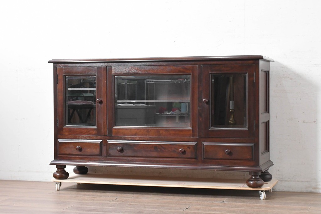 中古　美品　松本民芸家具　挽物脚が映えるC型サイドボード　定価約73万円　(R-091225)