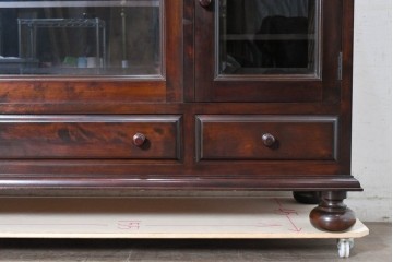 中古　美品　松本民芸家具　挽物脚が映えるC型サイドボード　定価約73万円　(R-091225)