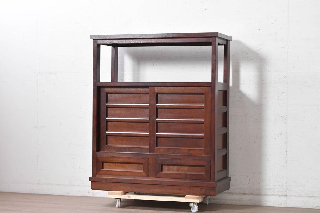 中古　美品　松本民芸家具　#505型　横桟を配した端正な茶箪笥　定価約38万円　(R-091226)