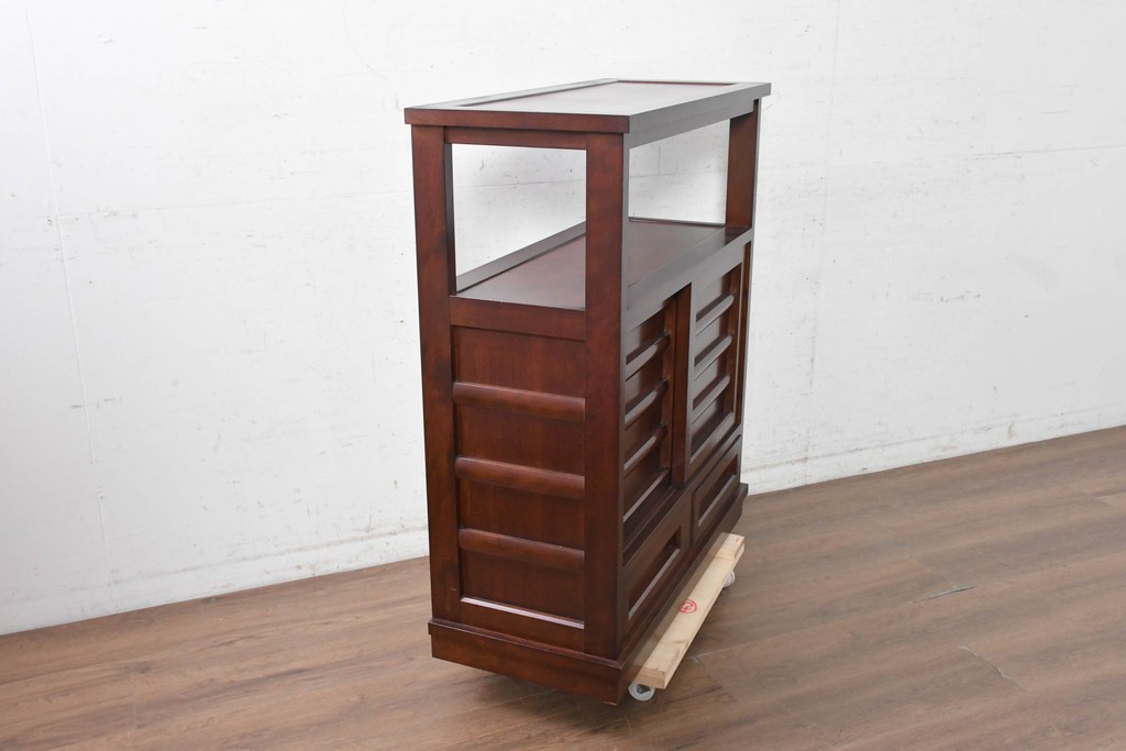 中古　美品　松本民芸家具　#505型　横桟を配した端正な茶箪笥　定価約38万円　(R-091226)