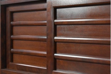中古　美品　松本民芸家具　#505型　横桟を配した端正な茶箪笥　定価約38万円　(R-091226)