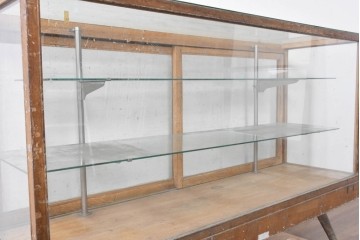 和製ヴィンテージ　昭和中期　四面ガラスのシンプルな脚付きカウンターショーケース　(R-091240)