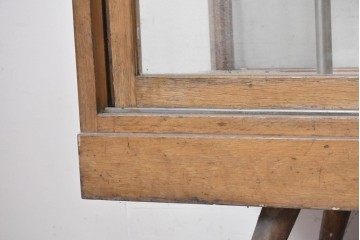 和製ヴィンテージ　昭和中期　四面ガラスのシンプルな脚付きカウンターショーケース　(R-091240)