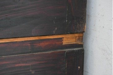 和製アンティーク　昭和初期　縦溝の装飾がアクセントの2段重ねキャビネット　(R-091245)