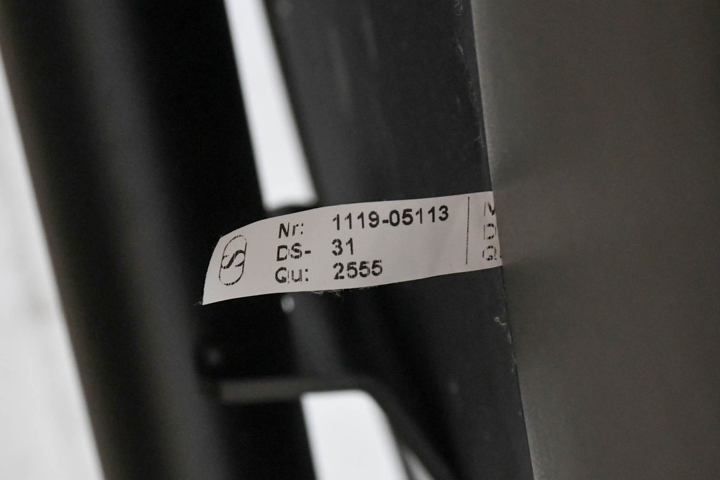 中古　スイス　de Sede(デセデ)　DS-31/103　本革の3人掛けソファ　現行定価約320万円　(R-091248)