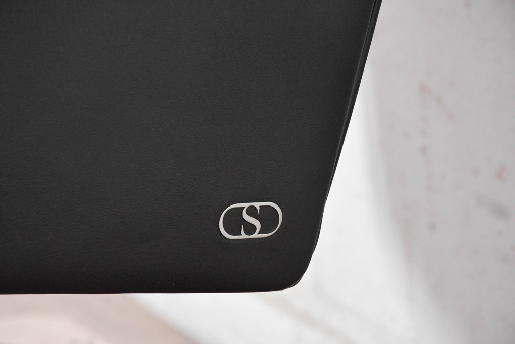 中古　スイス　de Sede(デセデ)　DS-31/111　本革のハイバックチェア　現行定価約190万円　(R-091249)