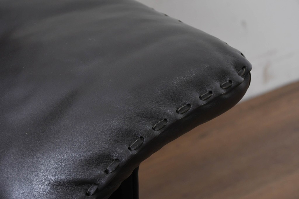 中古　スイス　de Sede(デセデ)　DS-31/111　本革のハイバックチェア　現行定価約190万円　(R-091249)