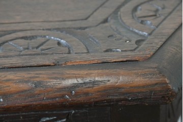 イギリスアンティーク　1920年頃　オーク材　六角形の天板とターニングレッグがクラシカルなサイドテーブル　(R-091255)
