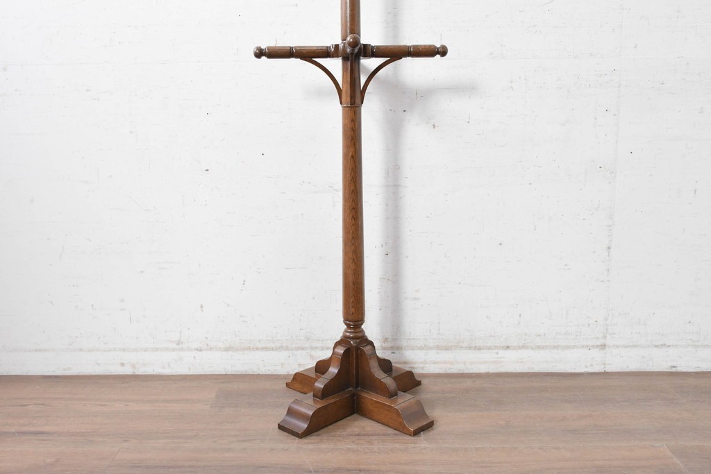 中古　美品　横浜クラシック家具　ノックオンウッド(knockonwood)　上下2段にフックを備えたポールハンガー　(R-091256)