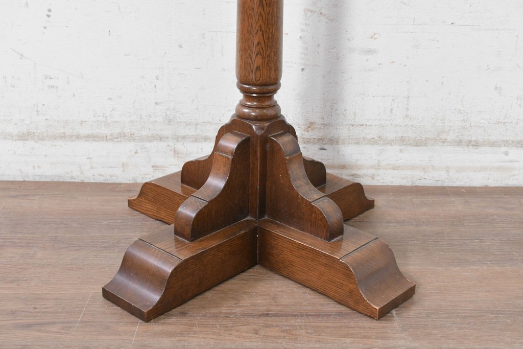 中古　美品　横浜クラシック家具　ノックオンウッド(knockonwood)　上下2段にフックを備えたポールハンガー　(R-091256)