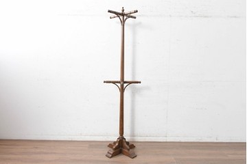 中古　美品　横浜クラシック家具　ノックオンウッド(knockonwood)　上下2段にフックを備えたポールハンガー　(R-091256)