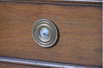 中古　アメリカ　DREXEL HERITAGE(ドレクセルヘリテイジ)　Triune(トライユン)　マホガニー材　引き出し9杯を備えたクラシカルな両袖デスク　定価約75万円　(R-091261)