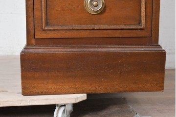 中古　アメリカ　DREXEL HERITAGE(ドレクセルヘリテイジ)　Triune(トライユン)　マホガニー材　引き出し9杯を備えたクラシカルな両袖デスク　定価約75万円　(R-091261)