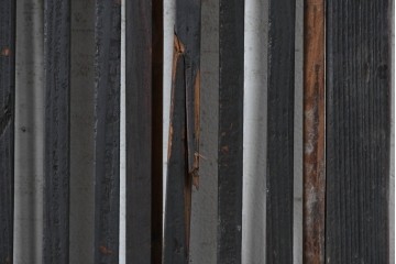 アンティーク建具　明治から大正期　縦格子が端正な格子戸2枚セット　(R-091264)