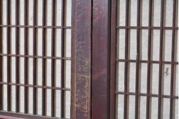 アンティーク建具　明治から大正期　赤みを帯びた木枠が味わい深い障子帯戸4枚セット　(R-091267)