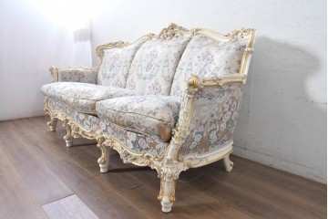 中古　イタリア高級家具　ロココ調　SILIK(シリック)　花柄の張地と華麗な彫刻が映える3人掛けソファ　(R-091268)