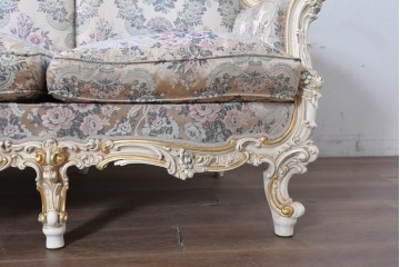 中古　イタリア高級家具　ロココ調　SILIK(シリック)　花柄の張地と華麗な彫刻が映える3人掛けソファ　(R-091268)