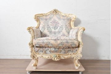 中古　イタリア高級家具　ロココ調　SILIK(シリック)　花柄の張地とゴールドカラーの彫刻装飾が華やかな1人掛けソファ　(R-091269)