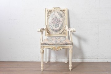 中古　イタリア高級家具　SILIK(シリック)　花柄ファブリックと彫刻装飾のアームチェア　※傷み有り　(R-091271)