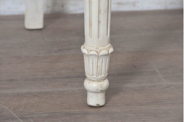 中古　イタリア高級家具　SILIK(シリック)　花柄ファブリックと彫刻装飾のアームチェア　※傷み有り　(R-091271)