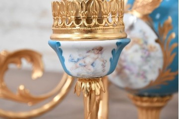 中古　イタリア製　F.B.A.I.(Fonderia Bronzi Artistici Italia)　Tiche(ティケ)　天使絵とブルー・ゴールドの装飾を備えた6灯シャンデリア　定価推定約160万円　(R-091272)