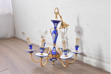 中古　イタリア製　F.B.A.I.(Fonderia Bronzi Artistici Italia)　鮮やかなブルーと華麗な花模様が目を引く6灯シャンデリア　定価推定約100万円〜125万円前後　(R-091273)
