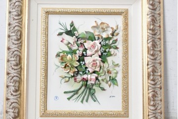 中古　美品　イタリア製　カポディモンテ(CAPODIMONTE)　半立体の陶花が美しい壁掛け額装レリーフ　(R-091283)