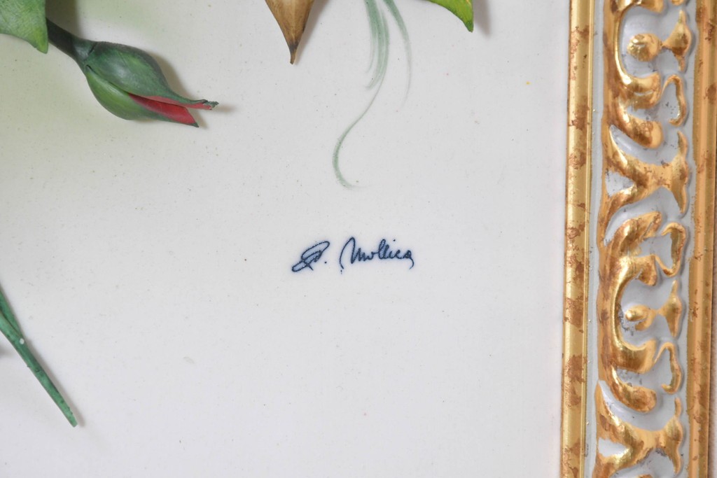 中古　美品　イタリア製　カポディモンテ(CAPODIMONTE)　半立体の陶花が美しい壁掛け額装レリーフ　(R-091283)