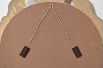 中古　美品　イタリアンデザイン　アンティーク調　ゴールドカラーの装飾が華やかなウォールミラー　(R-091284)