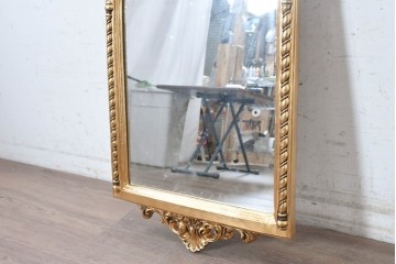 中古　美品　イタリアンデザイン　アンティーク調　ゴールドカラーの装飾が華やかなウォールミラー　(R-091285)
